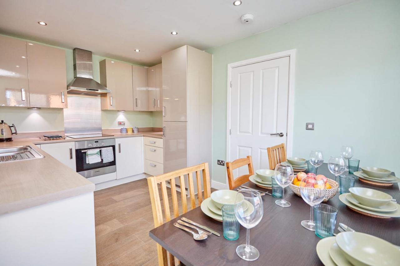 Cosy,Modern And Relaxing 3 Bedroom House With Parking Manchester Zewnętrze zdjęcie